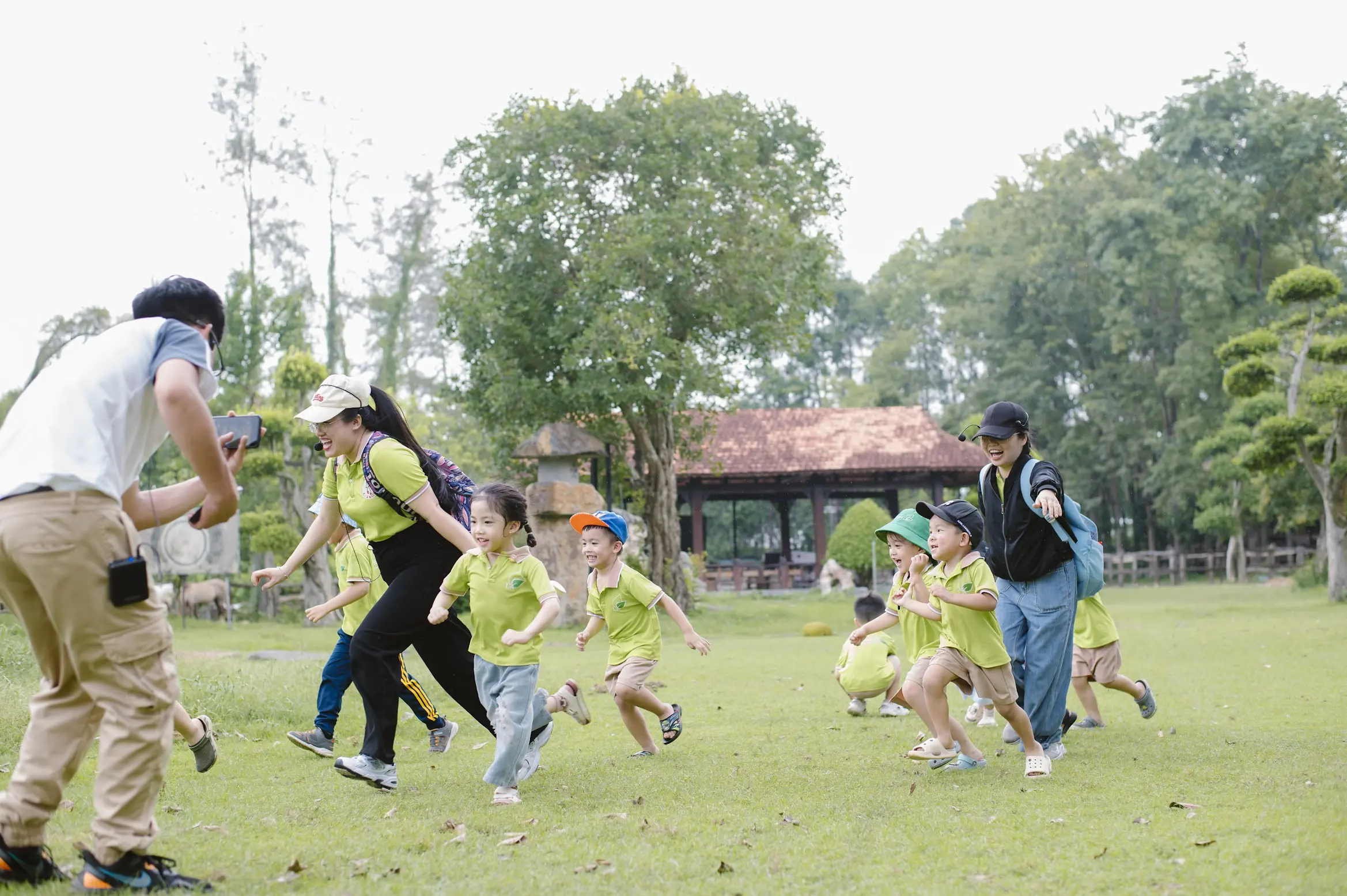 Du lịch SKD